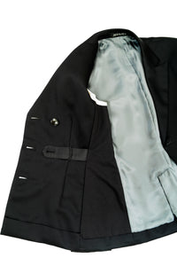 <P>"Le Chic Noir"</p>SEMI PEAKED LAPEL DOUBLE JACKET </p><p>( Double cloth )</P> <p> ❮受注商品❯ </p>