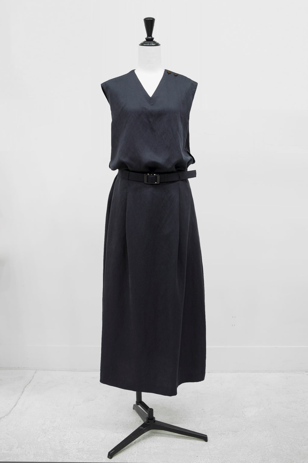 <p>"ROBE BLEU NUIT"</p><p>(Tencel/Linen)</p> <p> ❮受注商品❯ </p>