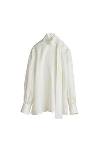 <p>“PETAL” blouse <p> </p>(silk cotton satin organdy)</p>