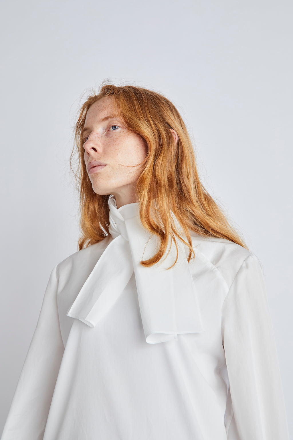 <p>“PETAL” blouse <p> </p>(140's two ply finx cotton)</p>