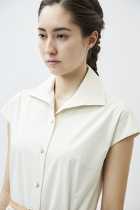 <p>"Robe froncée"</p> <p>( Cotton Twill )</p>