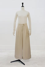 画像をギャラリービューアに読み込む, &lt;p&gt;&quot;Pantalon Beige Élégant&quot;&lt;/p&gt;&lt;p&gt;( Dry Wool)&lt;/p&gt; &lt;p&gt; ❮受注商品❯ &lt;/p&gt;
