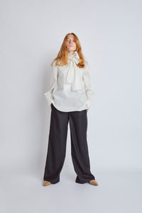 <p>“ORCHID” pants <p> </p>(Super140's flannel)</p>