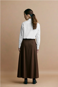 <p>"Semiflared Skirt"</p><p>( Super 120's lambs wool )</p>