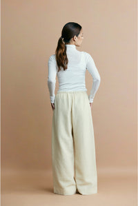 <p>“RELAX” pants </p><p>"Natural Color Wool"</p>