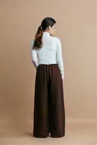 <p>“RELAX” pants </p><p>"Natural Color Wool"</p>